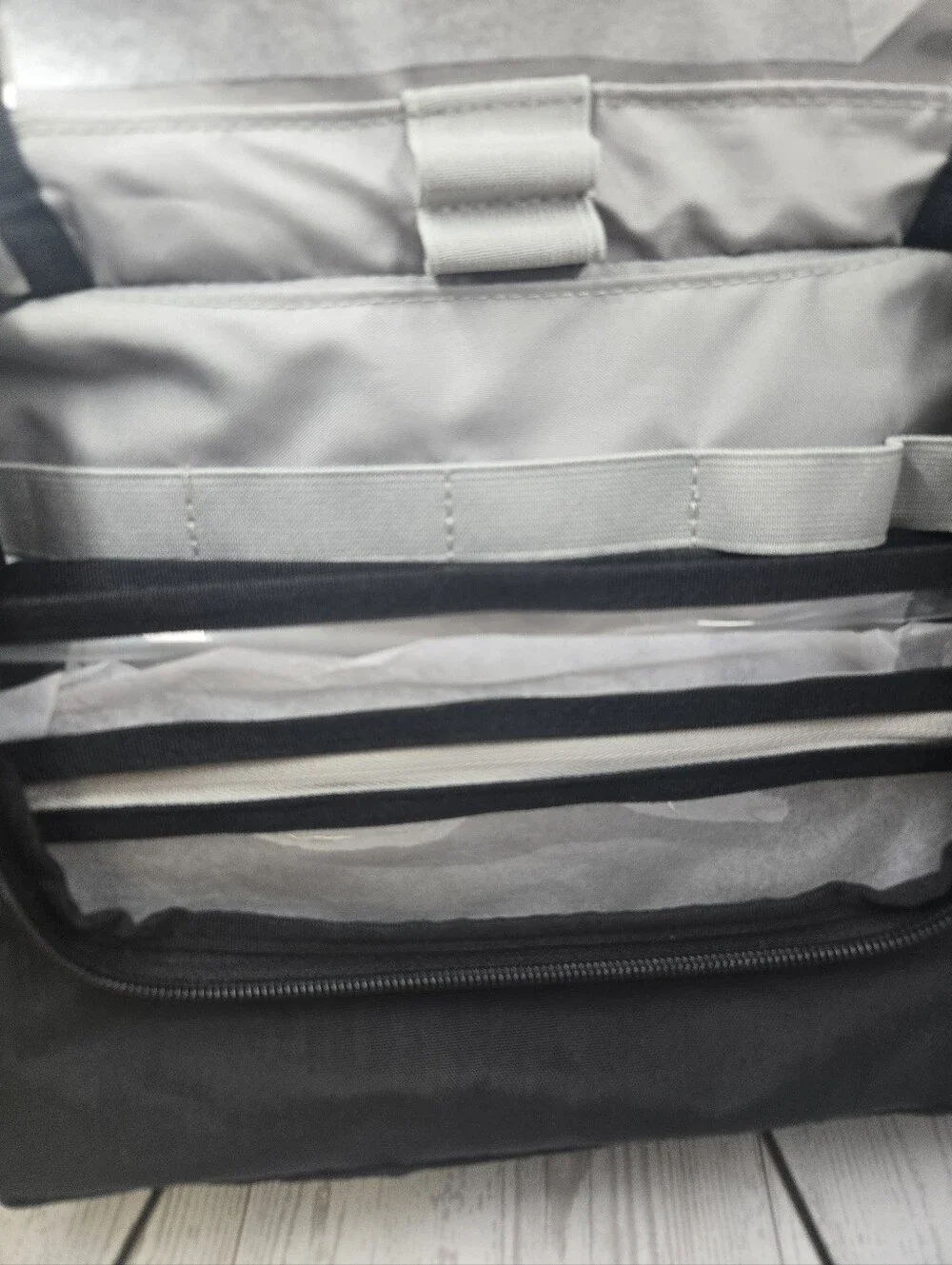 NWT Baggallini Travel Organizer Toiletry Cosmetic Hanging Bag Case